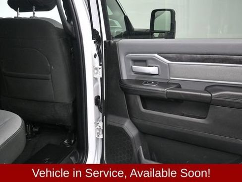 Used 2023 RAM 2500 Big Horn w/ Level 1 Equipment Group AWD/4WD image 12