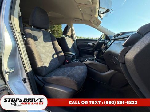 Used 2015 Nissan Rogue SV AWD/4WD image 15