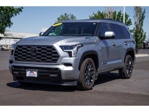 Used 2026 Toyota Sequoia Platinum AWD/4WD image 7