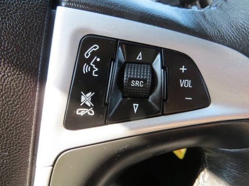 Used 2017 Chevrolet Equinox LT w/ Convenience Package image 41