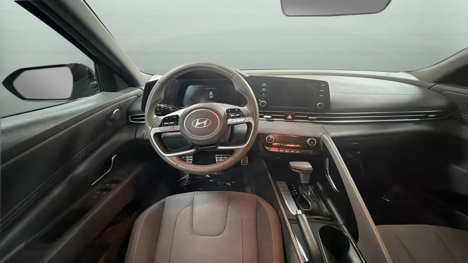 Used 2025 Hyundai Elantra Sport FWD image 10