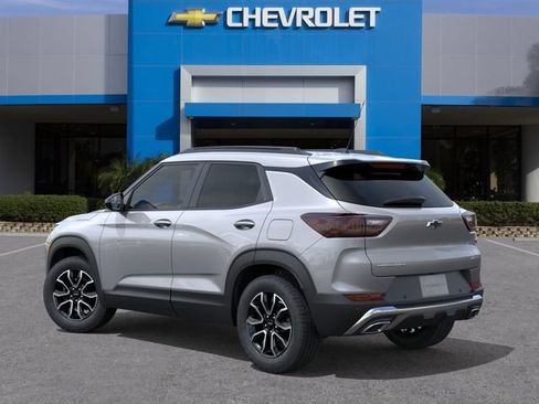 New 2026 Chevrolet TrailBlazer ACTIV w/ Convenience Package FWD image 3
