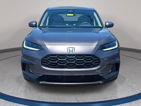 Used 2023 Honda HR-V LX image 2
