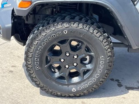 Used 2023 Jeep Wrangler Unlimited AWD/4WD image 8