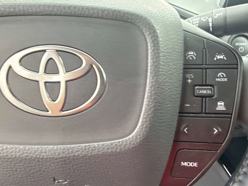 Used 2026 Toyota Prius LE FWD image 26