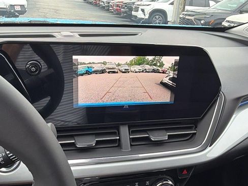 New 2026 Chevrolet Trax LT w/ Driver Confidence Package FWD image 27