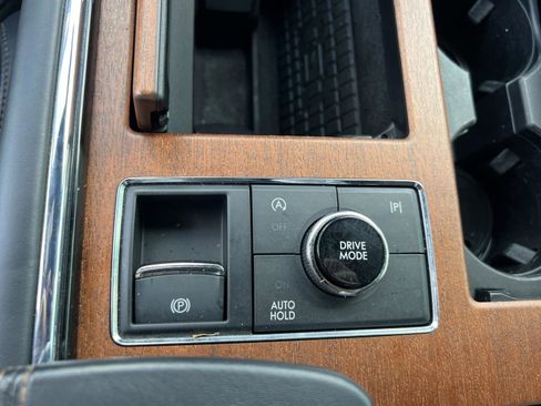 Certified 2024 Lincoln Navigator L Black Label AWD/4WD image 18