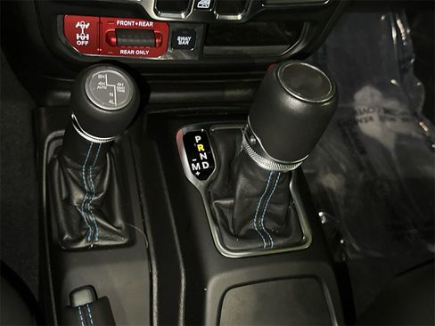 Used 2022 Jeep Wrangler Unlimited Rubicon 4xe w/ Cold Weather Group image 32