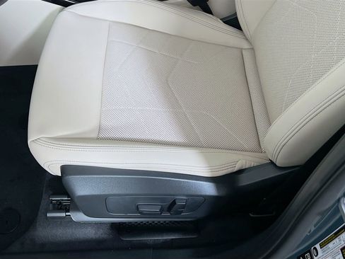 New 2025 BMW X1 xDrive28i w/ Technology Package image 22