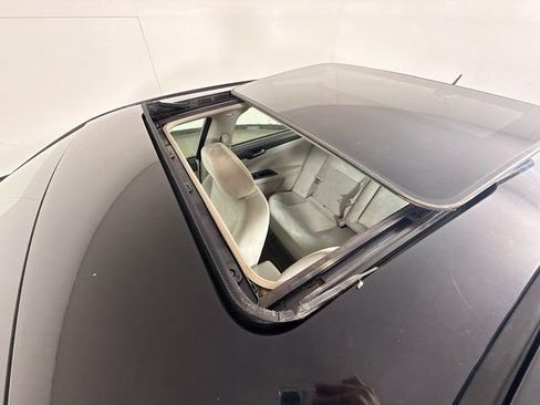 Used 2015 Chevrolet Impala LT w/ LT Sunroof Package FWD image 33
