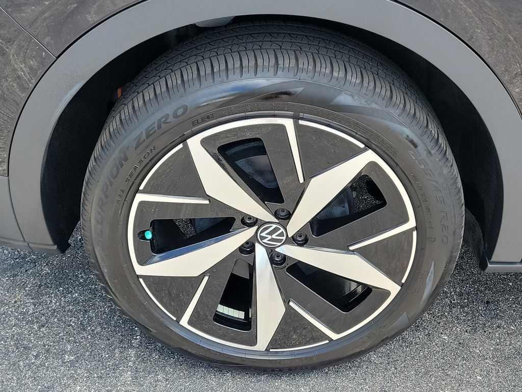 Certified 2025 Volkswagen ID.4 Pro S AWD/4WD image 6