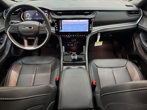 New 2026 Jeep Grand Cherokee Limited w/ Limited Altitude Package image 24