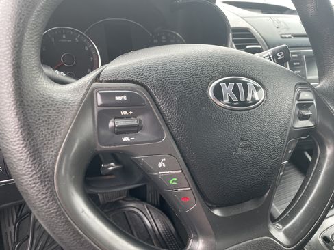 Used 2014 Kia Forte LX FWD image 27