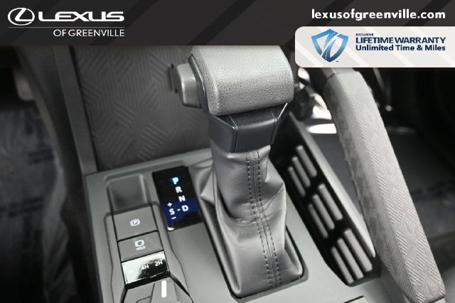 Used 2025 Toyota Tacoma SR AWD/4WD image 19