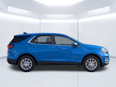 Used 2024 Chevrolet Equinox LT FWD image 8