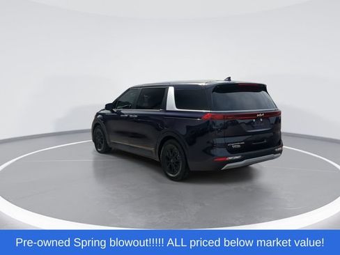 Used 2022 Kia Carnival LX FWD image 6