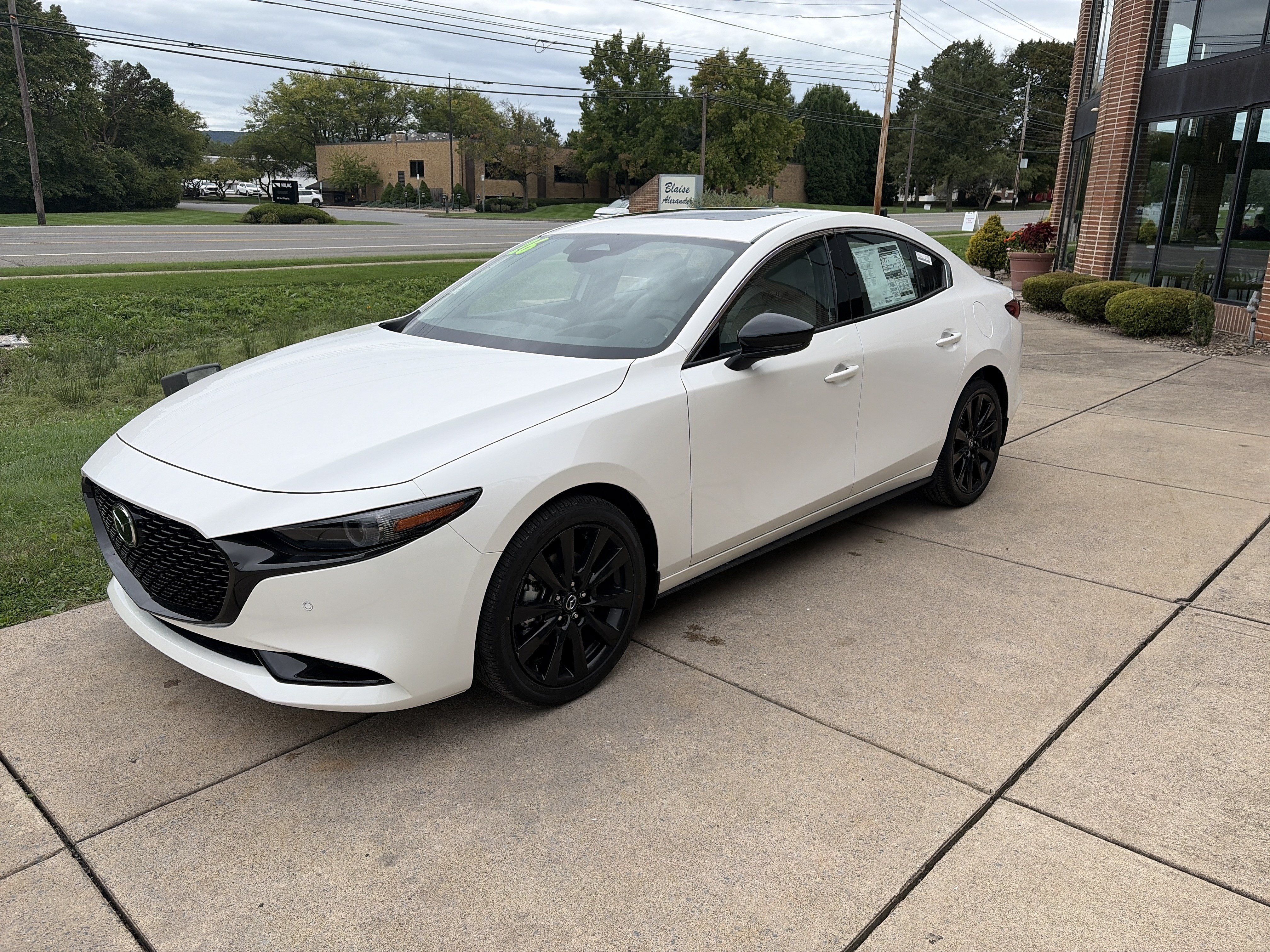 New 2026 MAZDA MAZDA3 2.5 Turbo Sedan w/Premium Plus AWD/4WD image 8