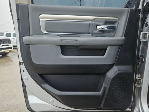 Used 2016 RAM 1500 Lone Star image 15