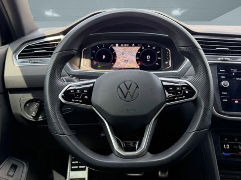 Used 2024 Volkswagen Tiguan SEL R-Line w/ MDO Package, Two-Row AWD/4WD image 11