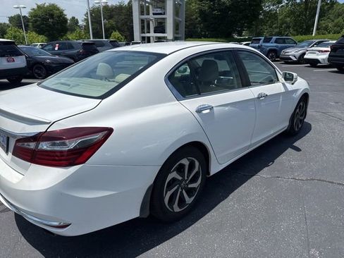 Used 2016 Honda Accord EX-L image 7