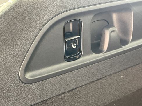 New 2026 Mercedes-Benz E 450 4MATIC All-Terrain Wagon image 10