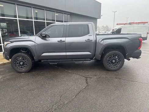 Used 2024 Toyota Tundra Limited image 6