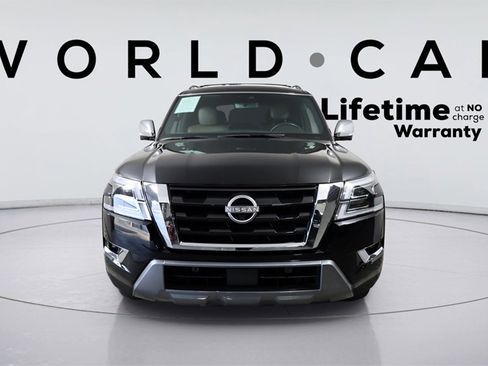 Used 2024 Nissan Armada Platinum w/ Captain's Chairs Package image 2