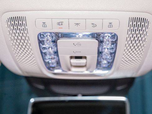 Certified 2023 Mercedes-Benz GLS 450 4MATIC image 28