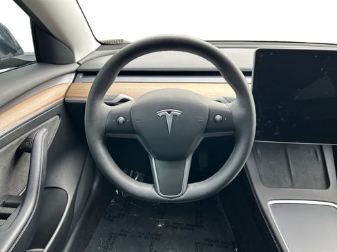 Used 2022 Tesla Model 3 Long Range AWD/4WD image 12