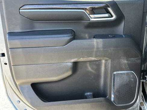 Used 2024 GMC Sierra 1500 SLE image 22