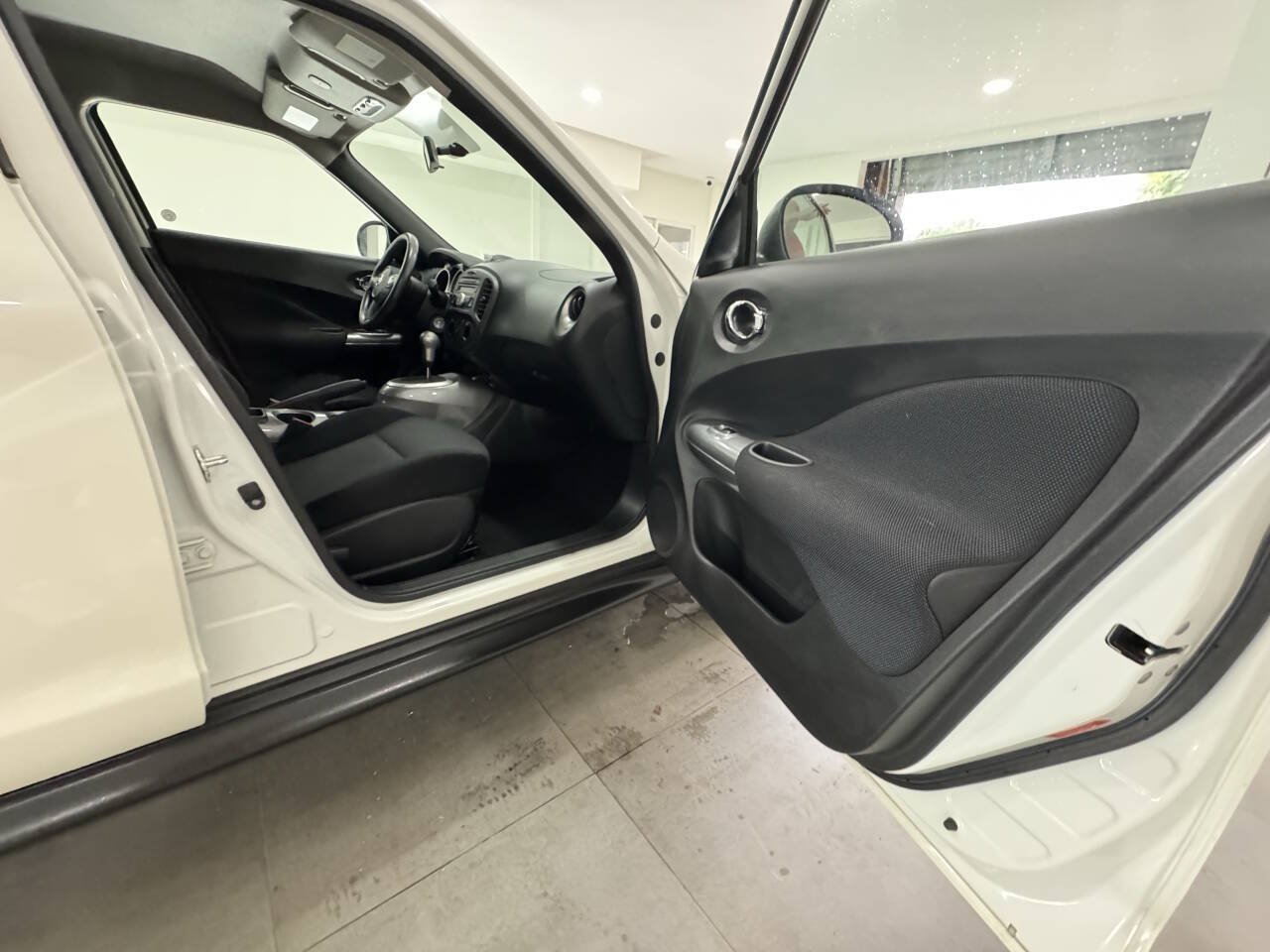 Used 2014 Nissan Juke S w/ Midnight Edition 2.0 AWD/4WD image 25
