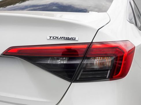 Used 2024 Honda Civic Touring image 6