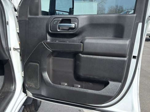 Used 2021 Chevrolet Silverado 2500 Custom w/ Custom Value Package image 23