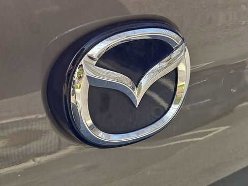 Used 2024 MAZDA MAZDA3 s image 37