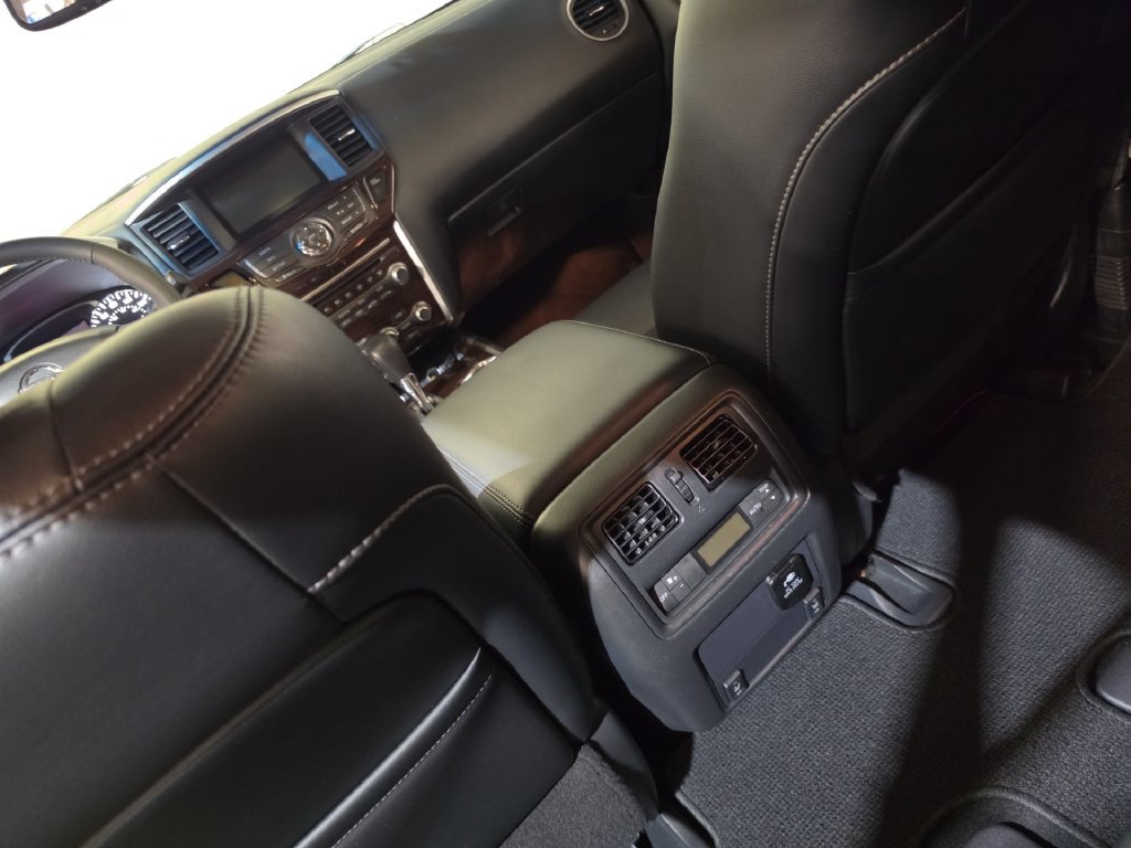 Used 2015 Nissan Pathfinder SL FWD image 21