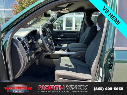 New 2026 RAM 1500 Express AWD/4WD image 3