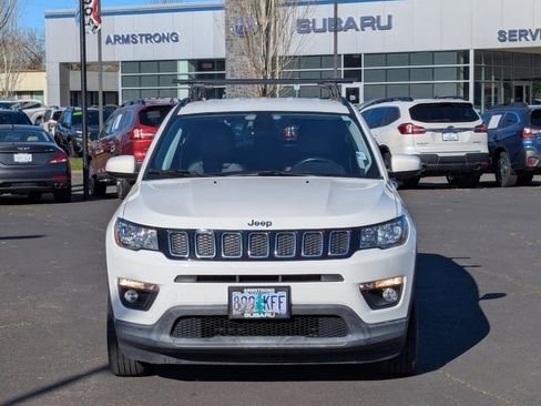 Used 2017 Jeep Compass Latitude w/ Popular Equipment Group image 8