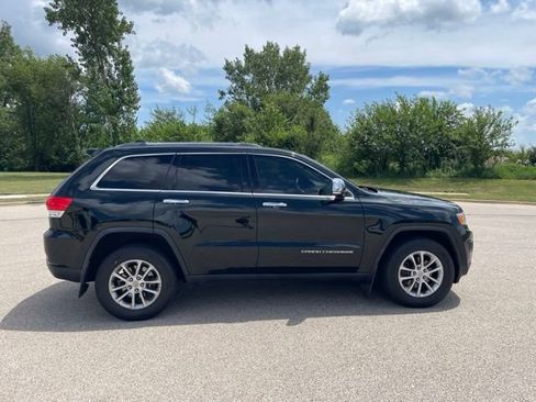 Used 2014 Jeep Grand Cherokee Limited w/ Trailer Tow Group IV AWD/4WD image 2