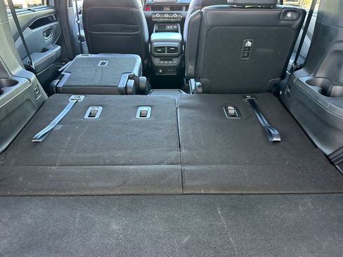 Used 2024 Honda Pilot TrailSport image 24
