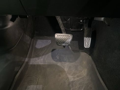 Used 2022 Jeep Wrangler Unlimited Sport AWD/4WD image 14