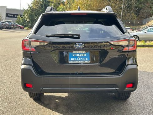 Certified 2025 Subaru Outback Onyx Edition image 4