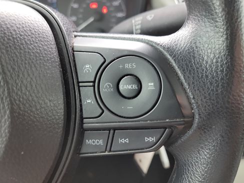 Certified 2025 Toyota Corolla LE image 27