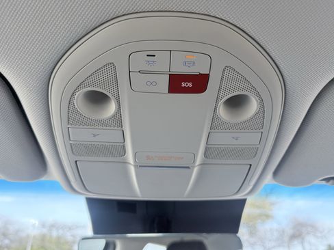 Used 2026 Genesis G70 2.5T image 54