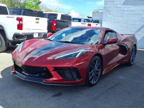 Used 2023 Chevrolet Corvette Stingray Preferred Cpe w/ Z51 Performance Package image 3