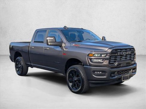 Used 2025 RAM 3500 Big Horn AWD/4WD image 3