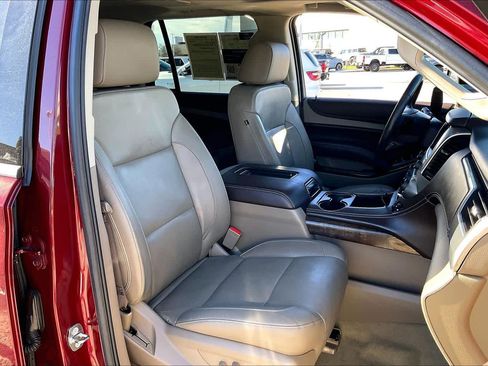 Used 2018 Chevrolet Tahoe LT image 8