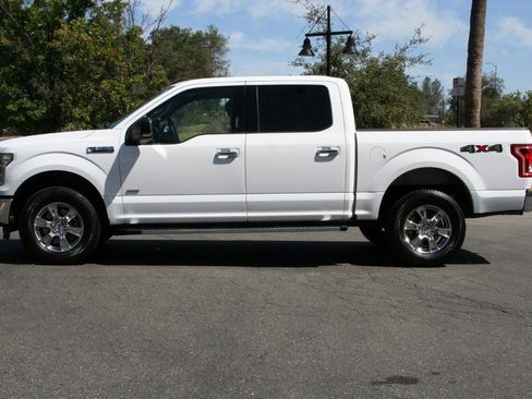 Used 2015 Ford F150 XLT w/ Equipment Group 301A Mid AWD/4WD image 8