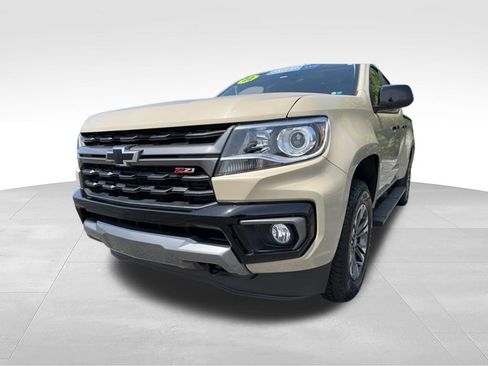 Used 2022 Chevrolet Colorado Z71 AWD/4WD image 10