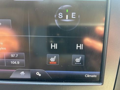 Used 2013 Lincoln MKZ Base image 15