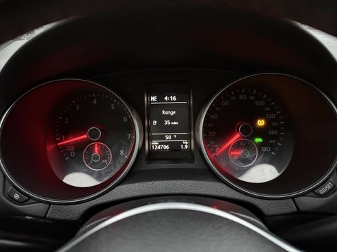 Used 2011 Volkswagen GTI Autobahn image 25